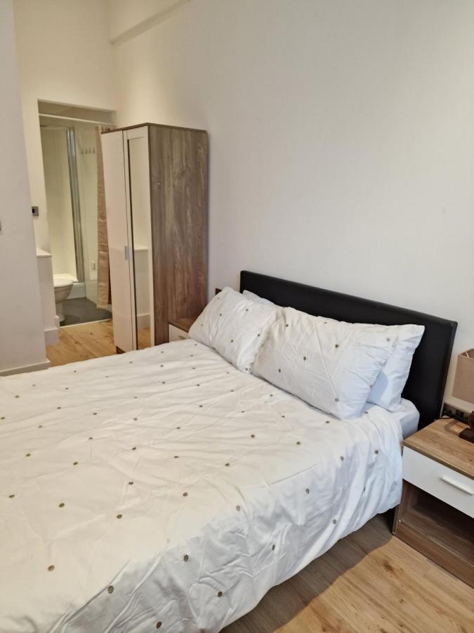 Converted Mill Apartment Manchester Extérieur photo
